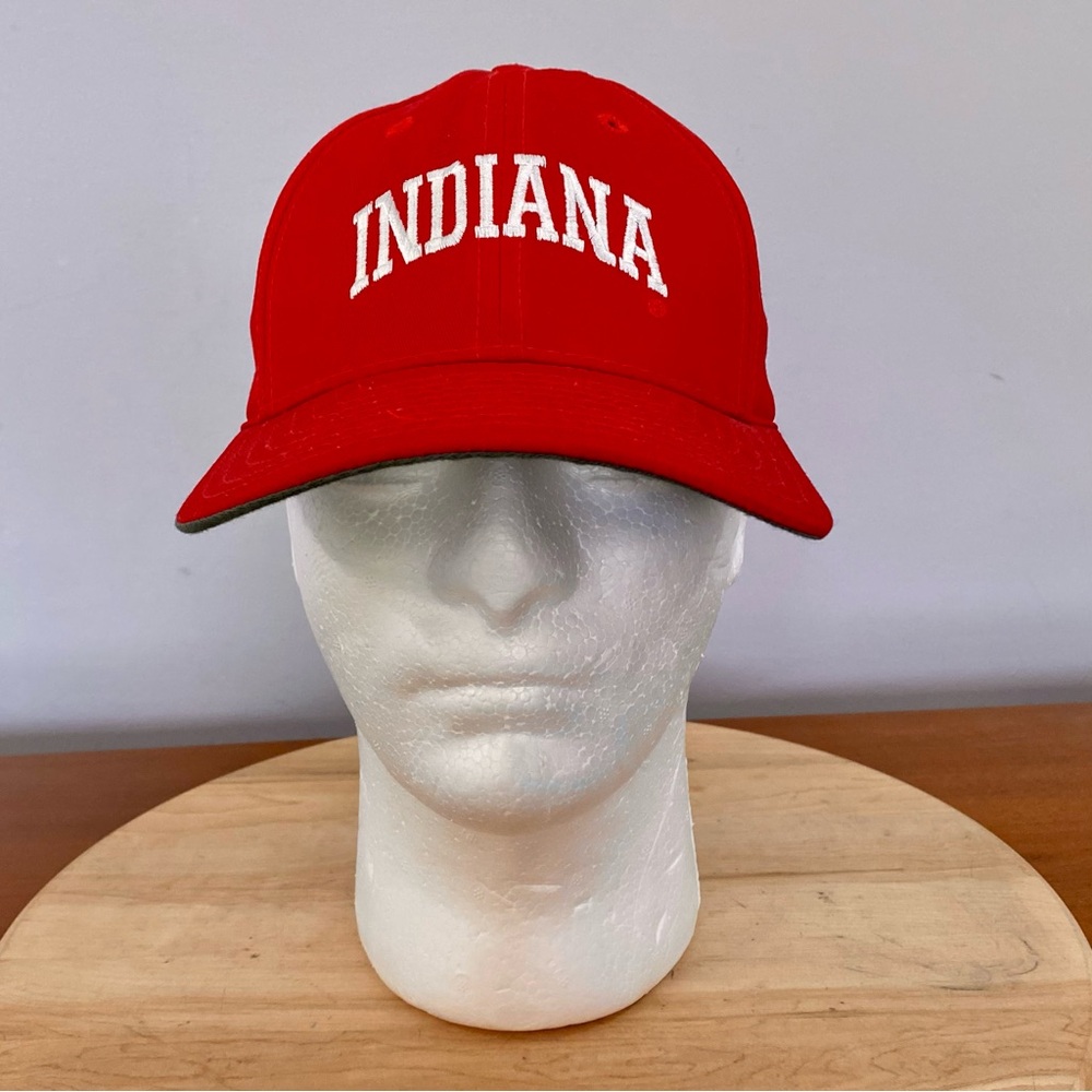 Legacy Athletic Vintage 90s Red NCAA Indiana Hoosiers Arch Logo Snapback Hat USA